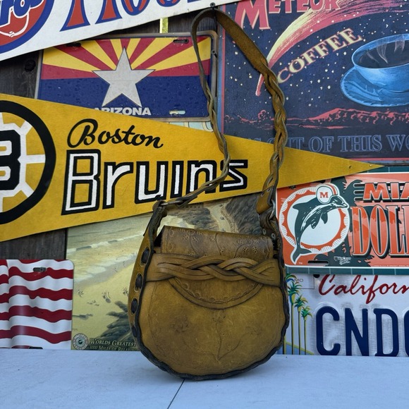 Vintage 1960s  Handmade Leather Saddlebag Braided Tuck on Front - Picture 1 of 7